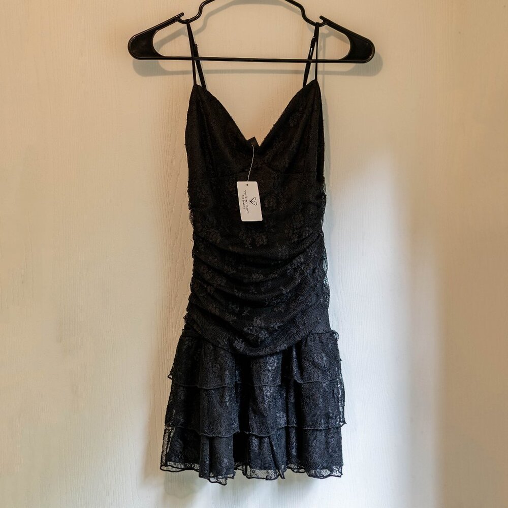 Windsor Black Lace Ruched Tiered Mini Dress NWT – Junior's L